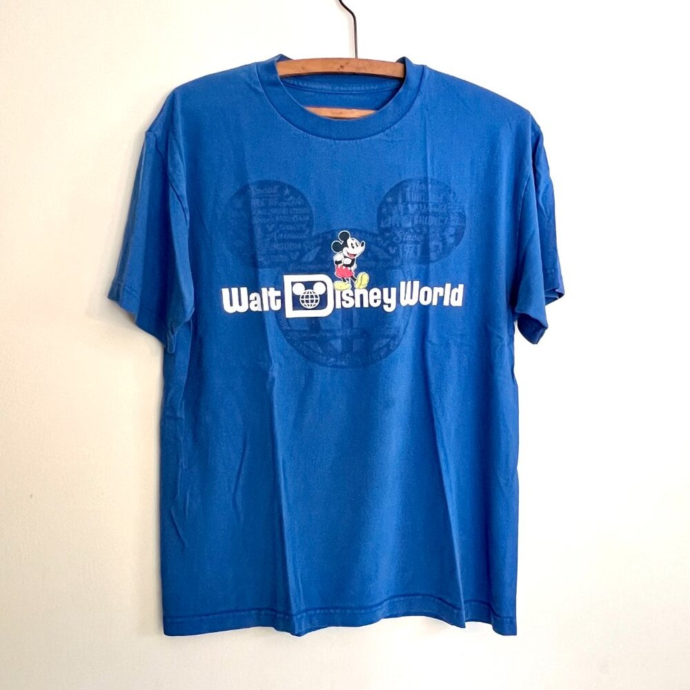 Walt Disney World Blue Mickey Mouse Vintage Graphic Tee - Size Medium
